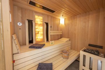 Wellnessbadezimmer im Almdorf Auszeit Fageralm